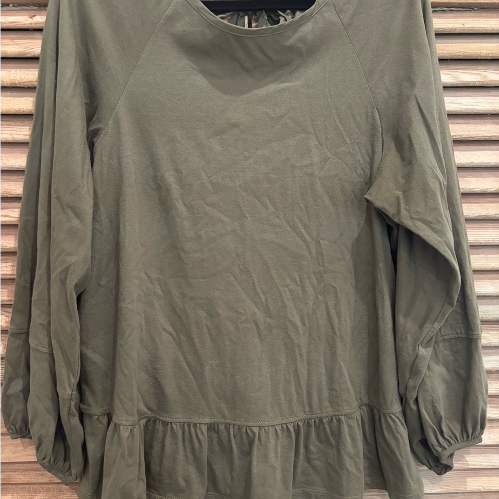 Banana Republic Green Puff Sleeve Ruffled Blouse